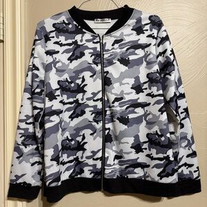 ECOWISH Black, Gray and White Camo Bomber Jacket